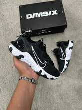 NIKE REACT NEGRA Y BLANCA