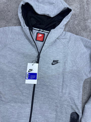 Chandal Nike Tech Fleece Gris