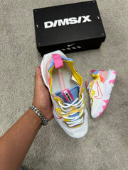 NIKE REACT