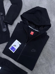 Chandal Nike Tech Fleece Negro