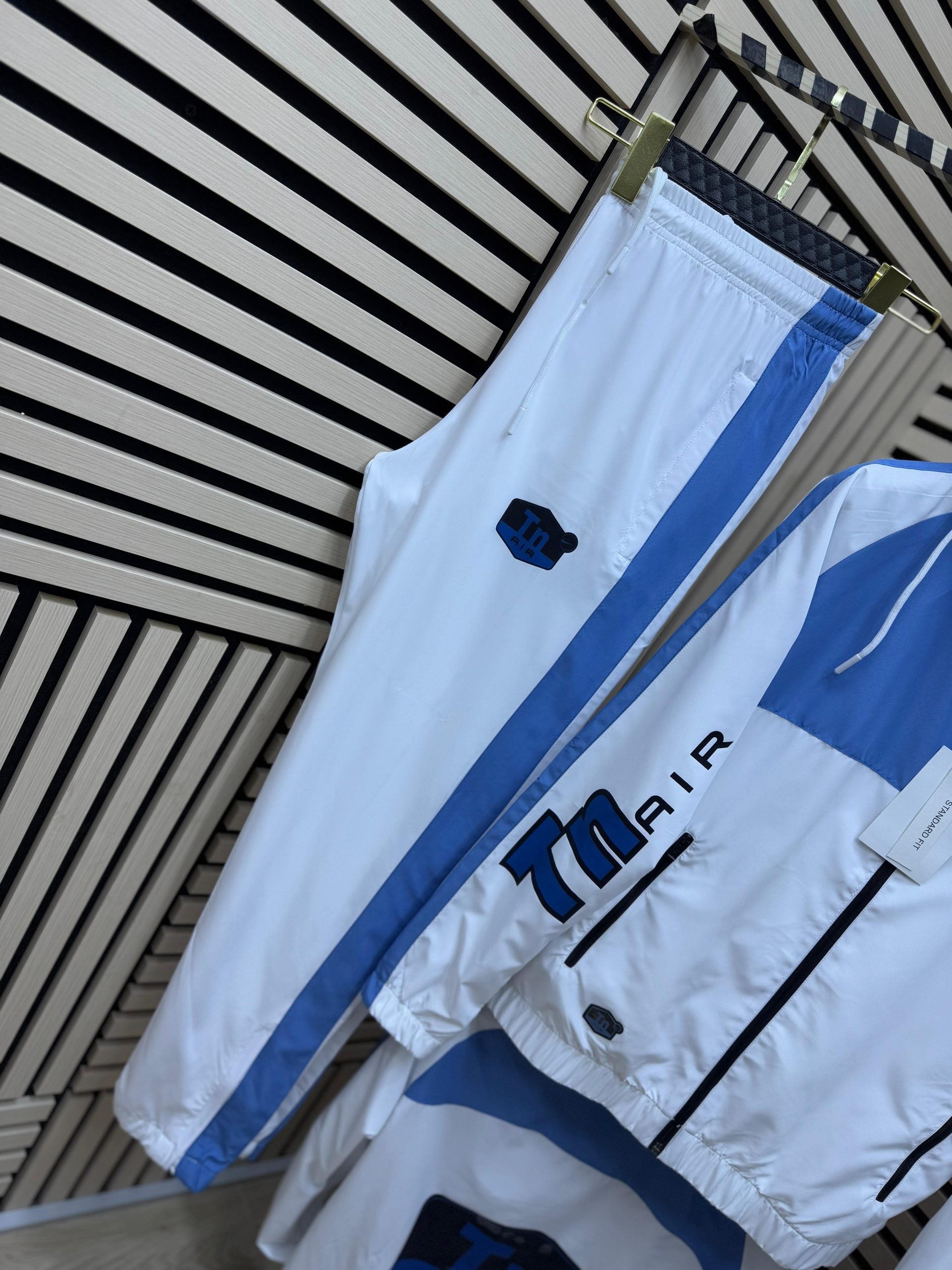 Chandal nike TN blanco y azul