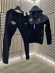 Chandal Nike Tech Fleece x Syna