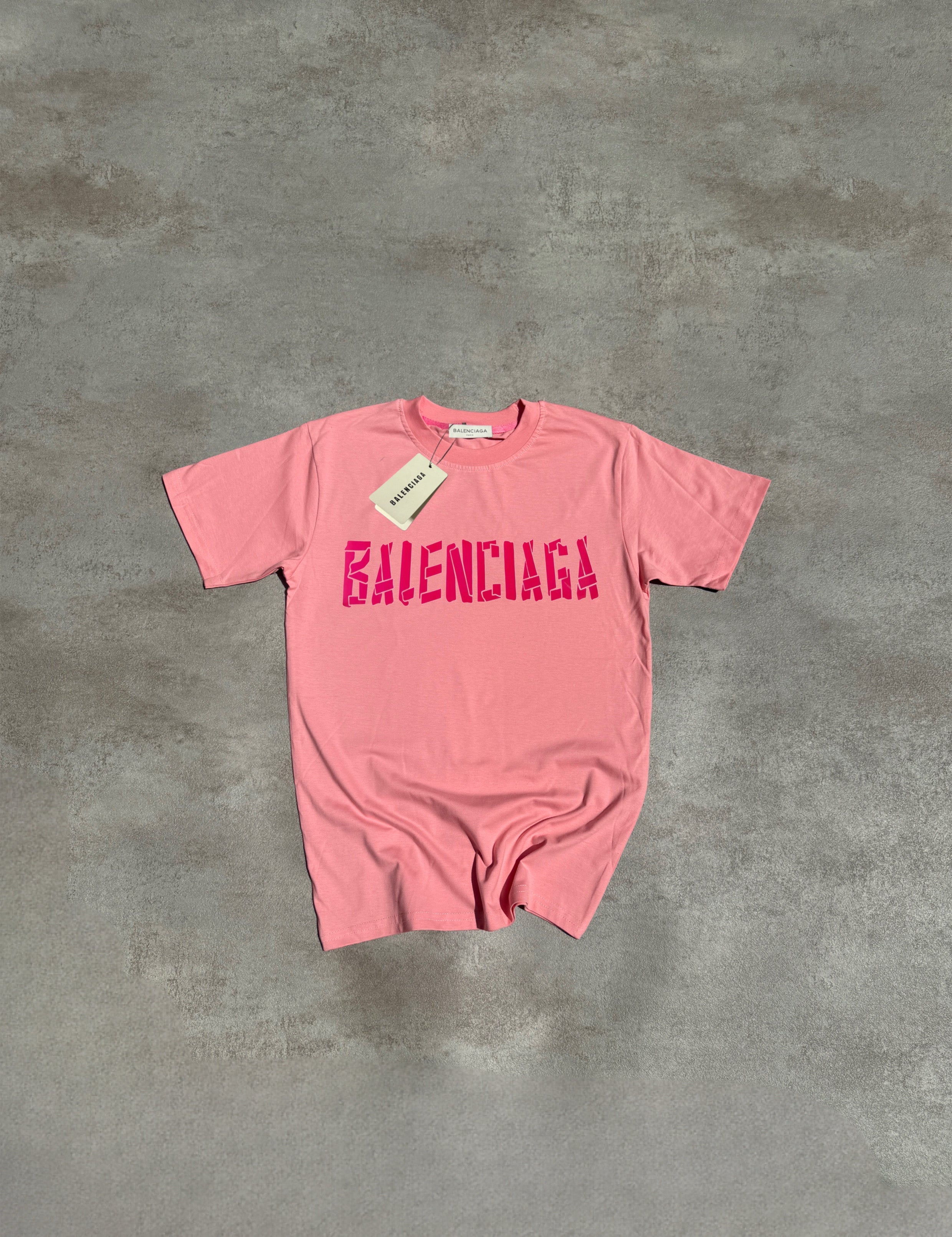 CAMISETA BALENClAGA