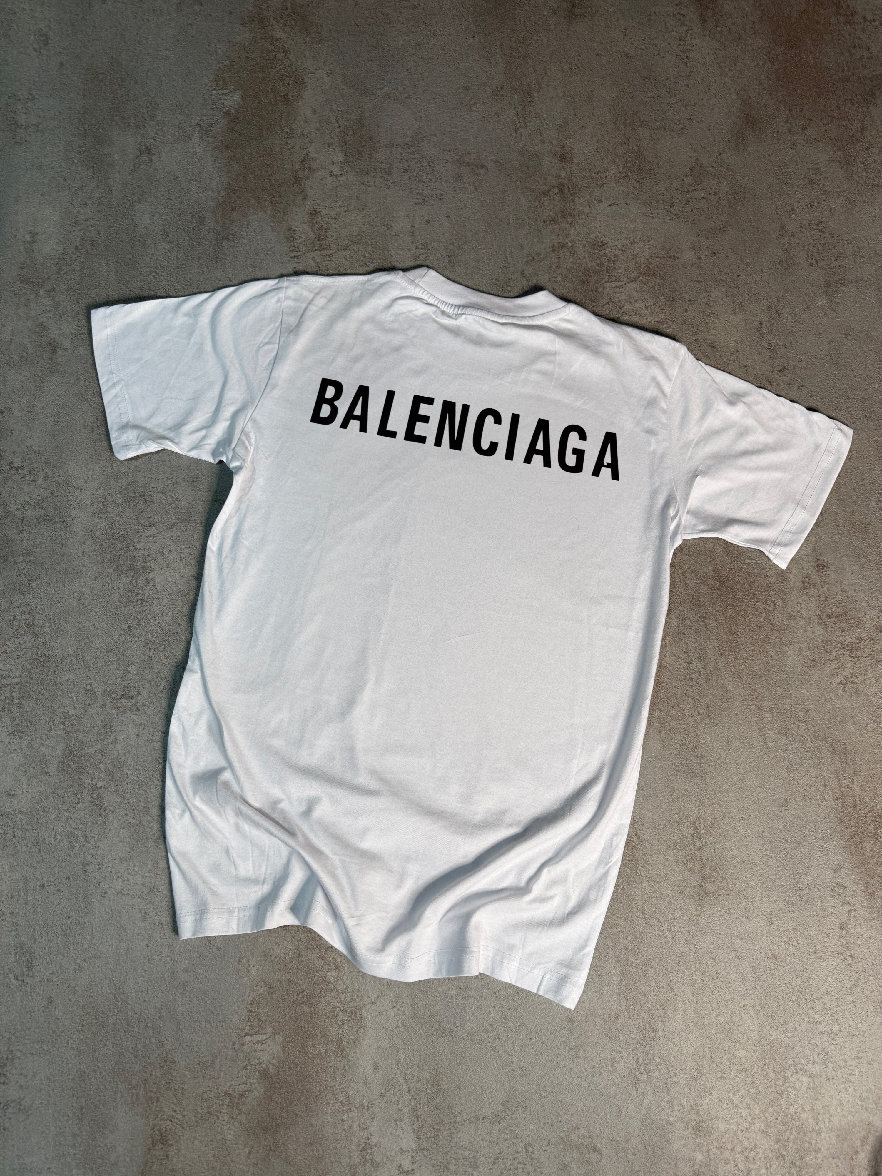 CAMISETA BALENlAGA