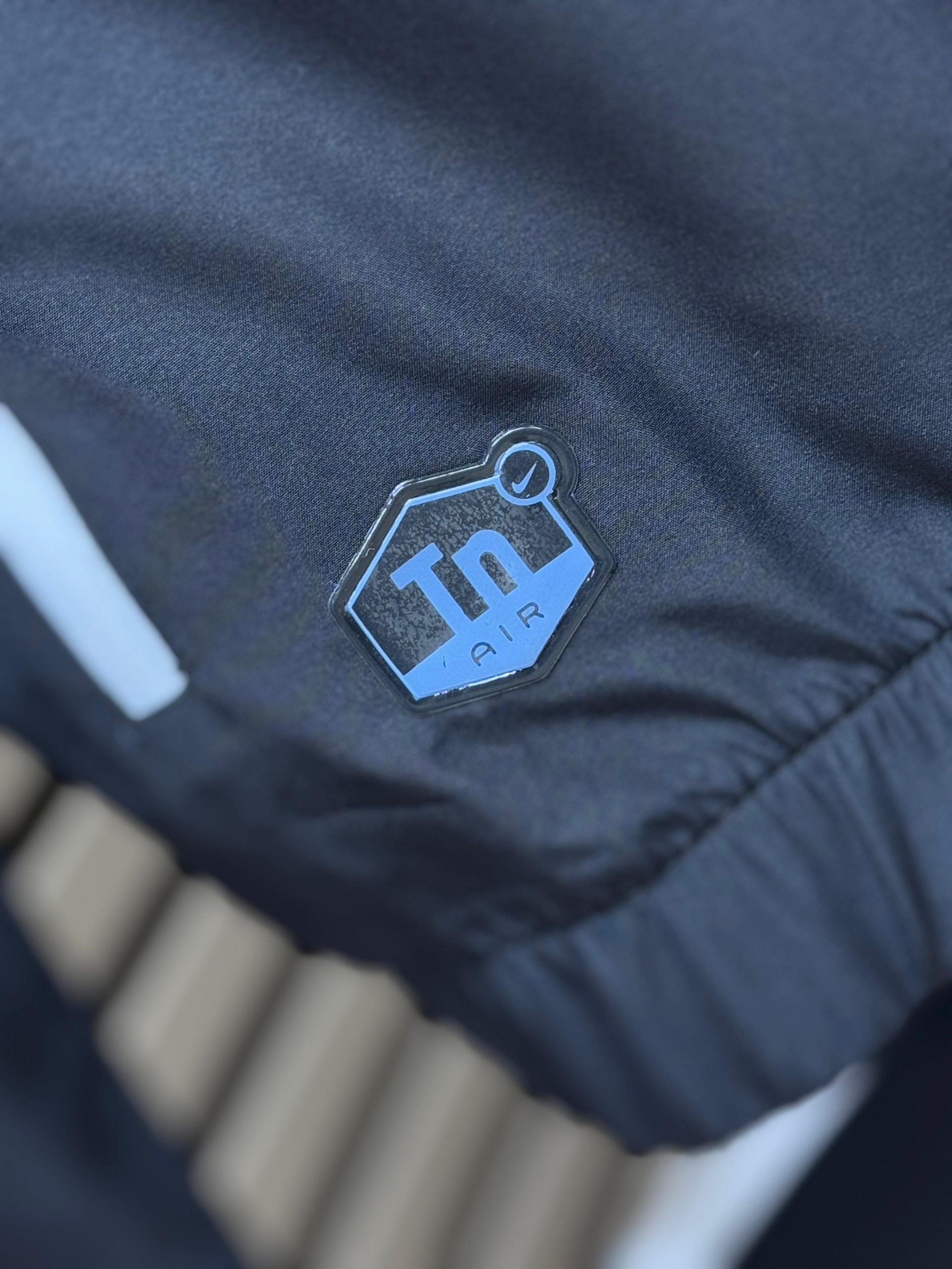 Chandal nike TN negro