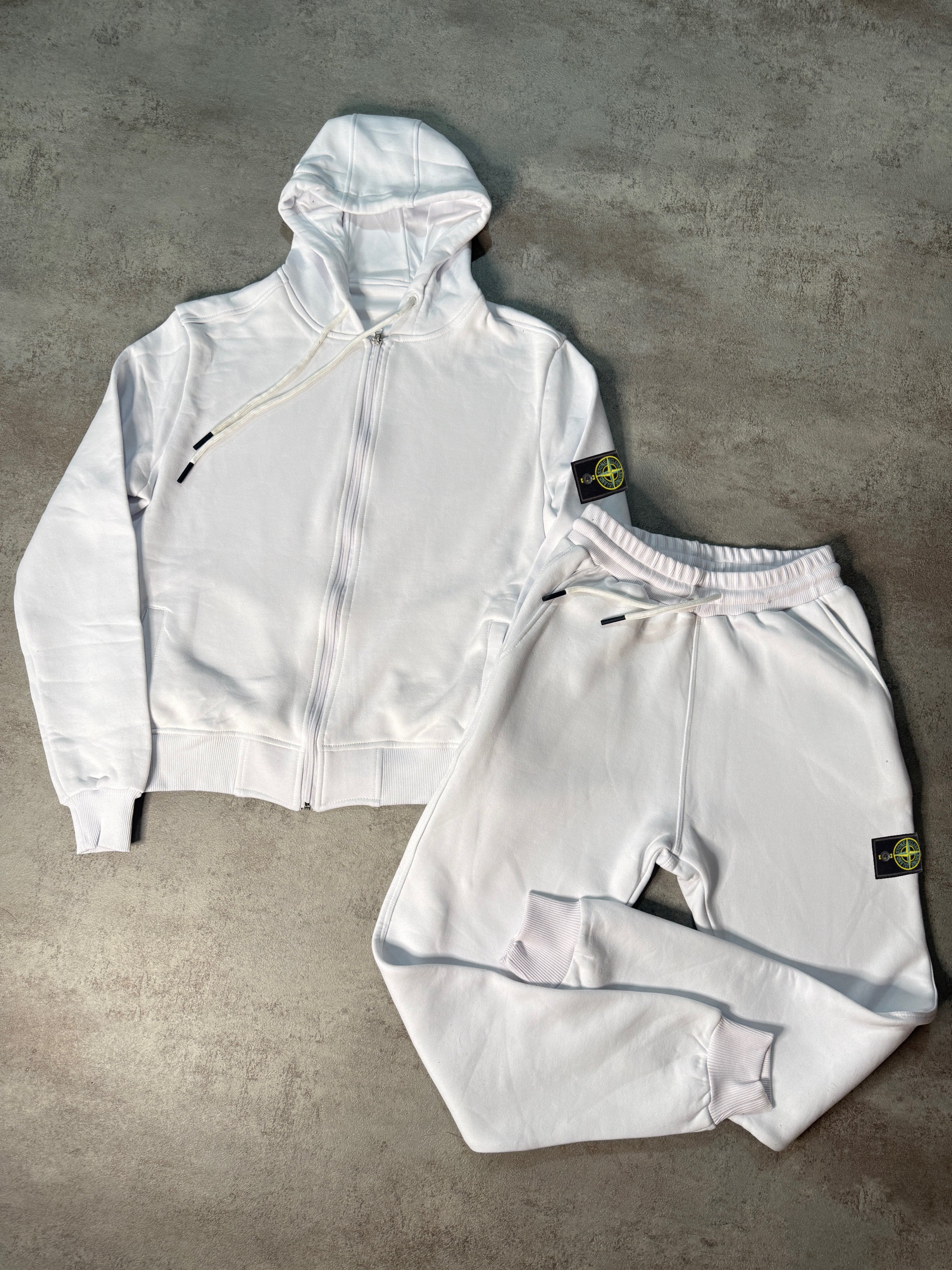 CHANDAL STONE ISLANÐ