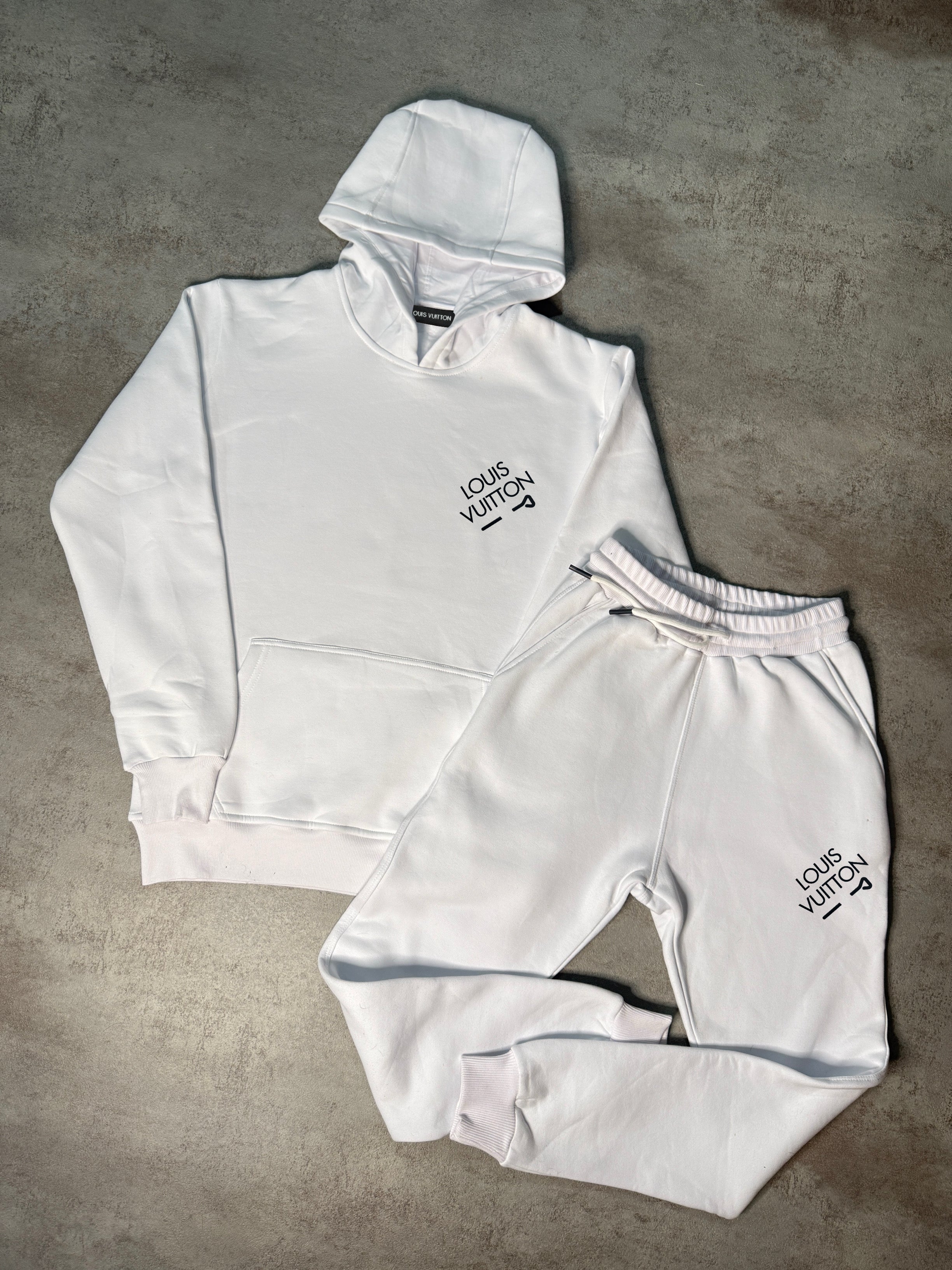 CHANDAL LOUIS VUITT0N