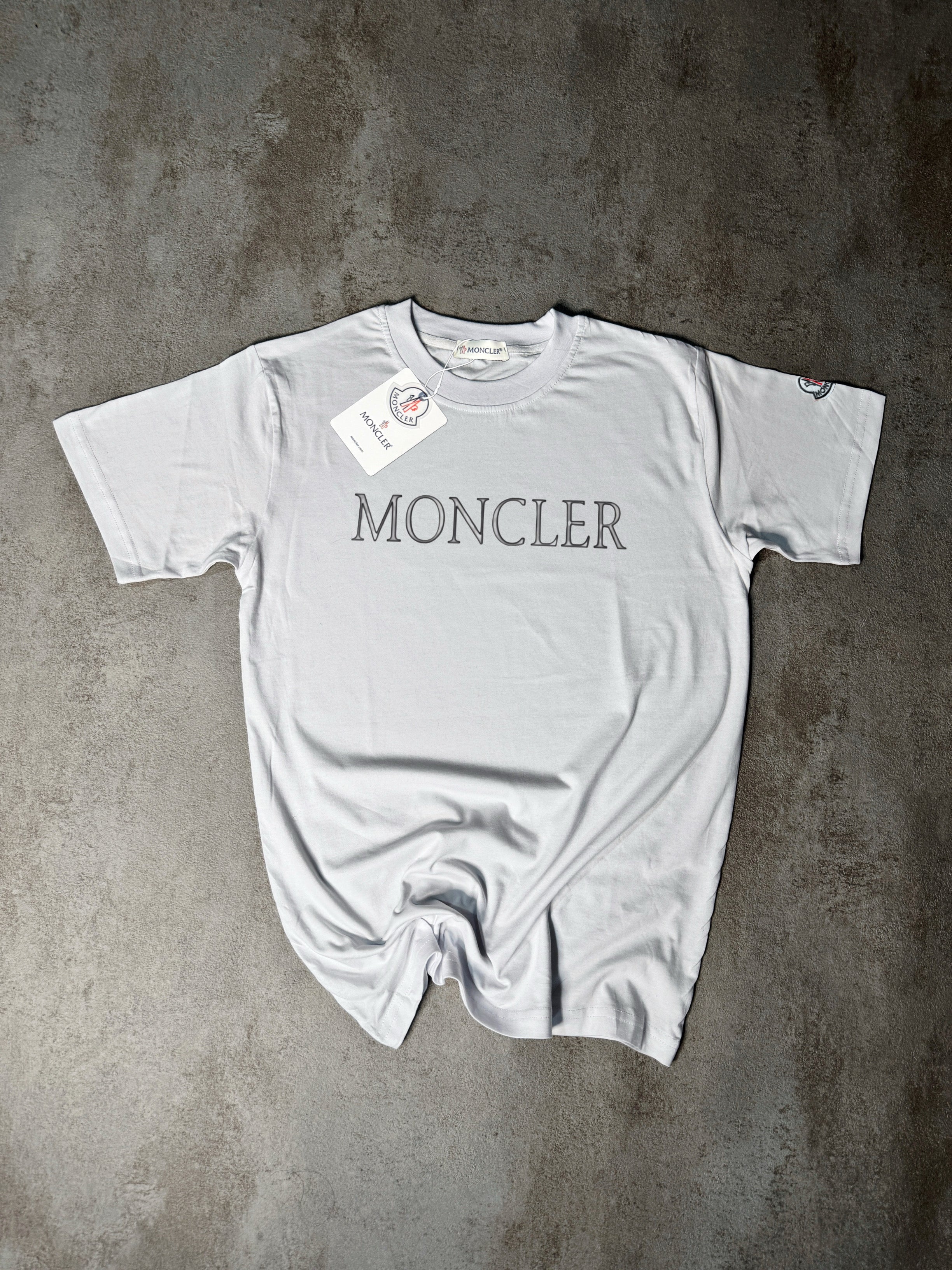 CAMISETA MONCL£R