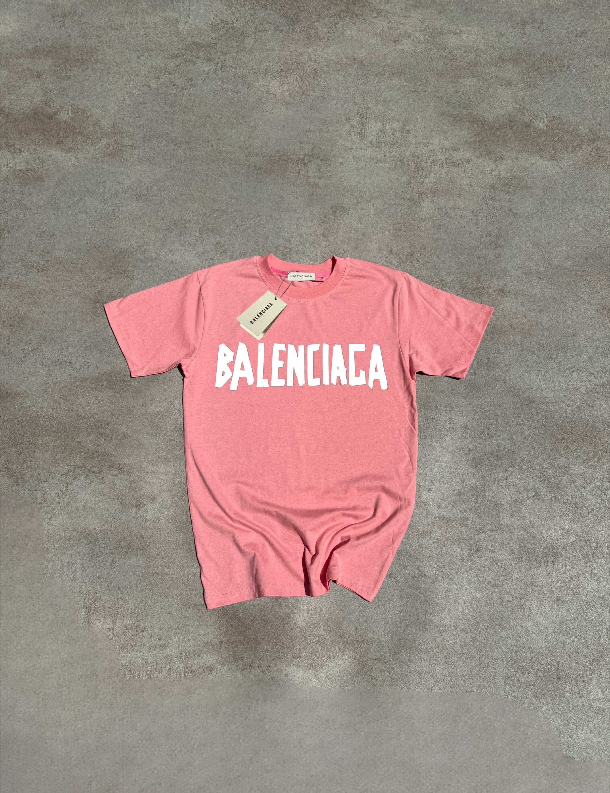 CAMISETA BALENClAGA